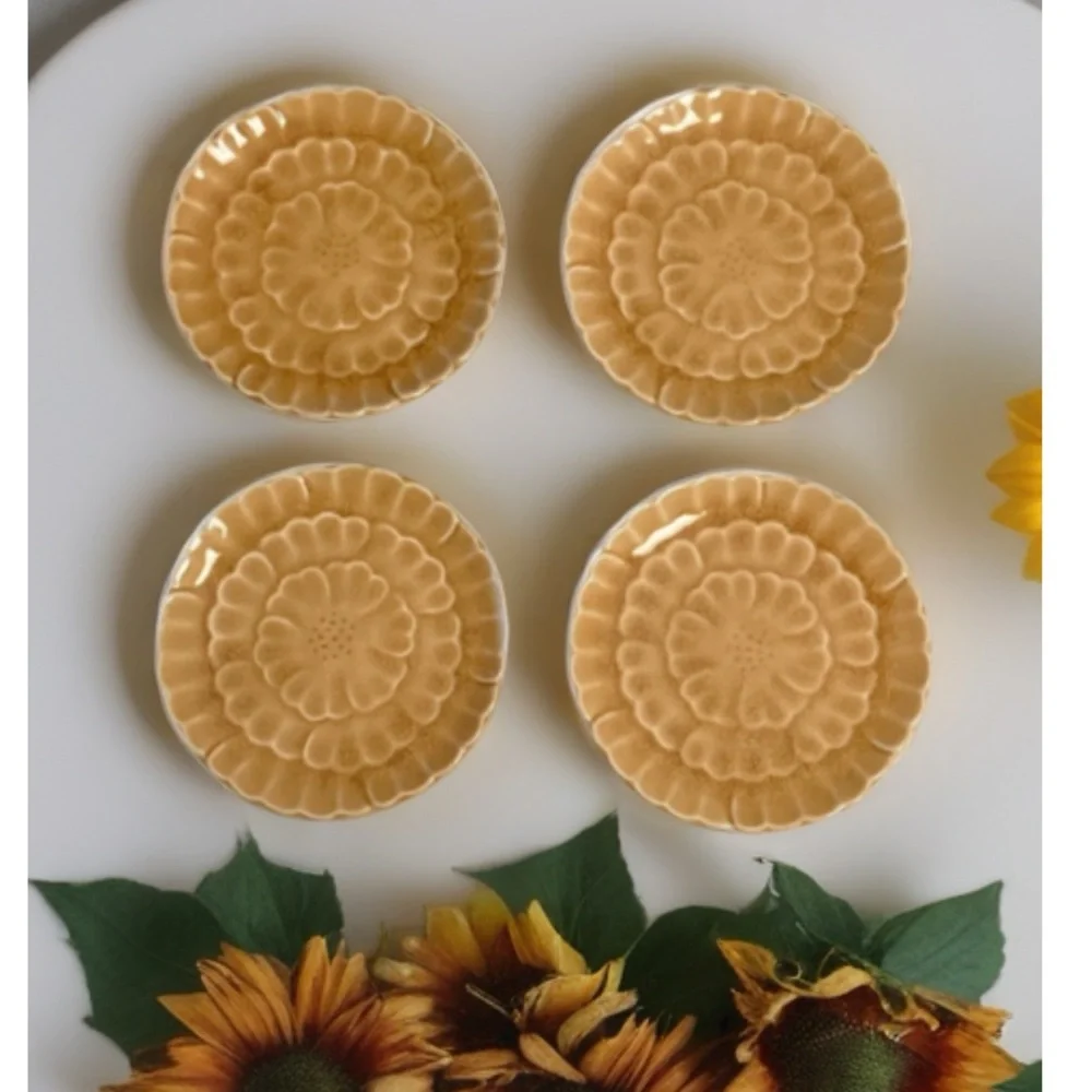 Pottery Barn ceramic, Asian Flower Small Appetizer plates set of 4